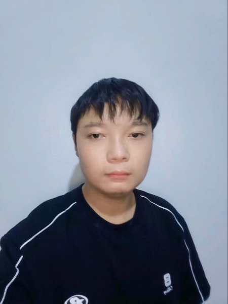 李嘉荧